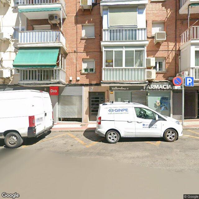 Street view near Farmacia in Madrid