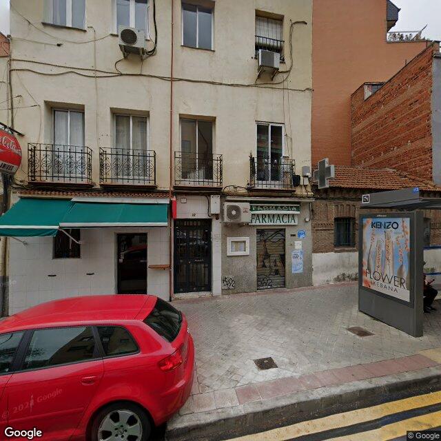 Street view near Farmacia in Madrid