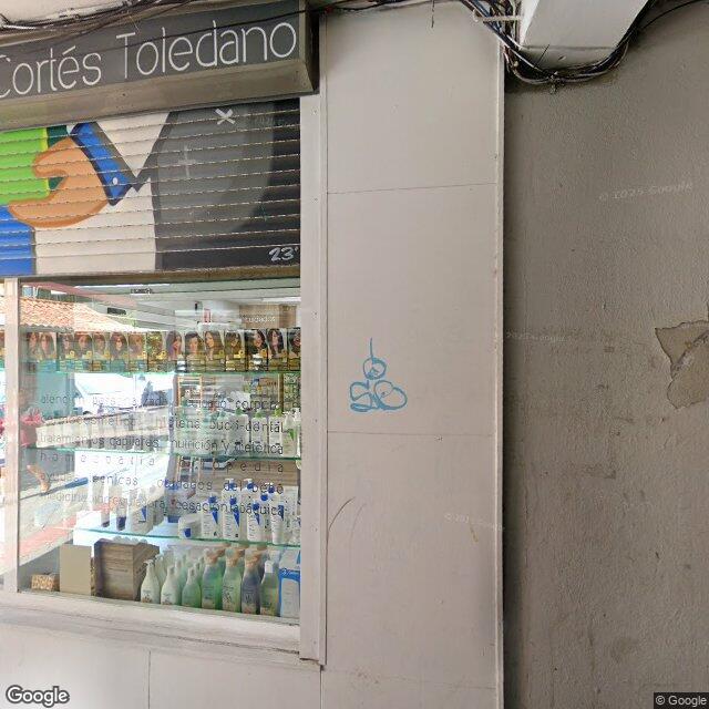 Street view near Farmacia in Madrid