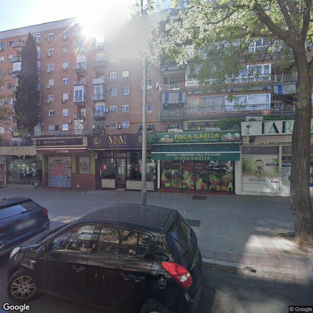 Street view near Farmacia in Madrid