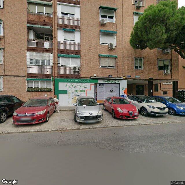 Street view near Farmacia in Madrid
