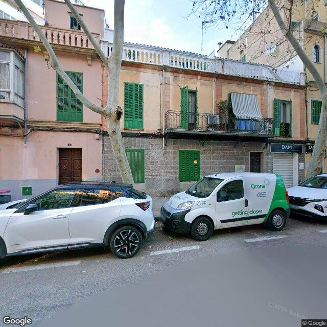 Street view near Farmacia in Palma