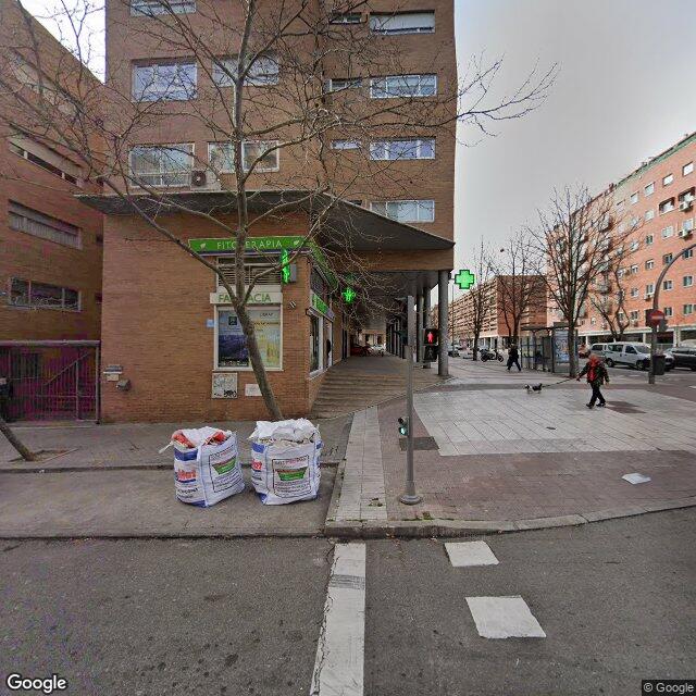 Street view near Farmacia in Madrid