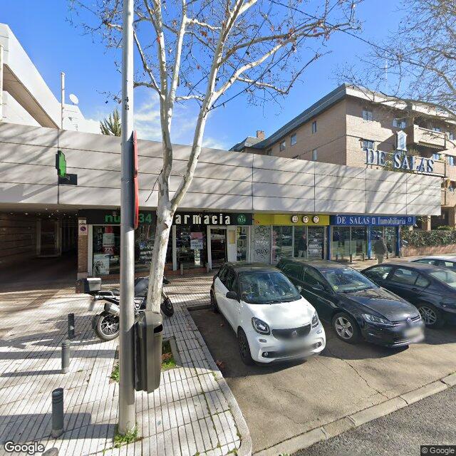 Street view near Farmacia in Madrid