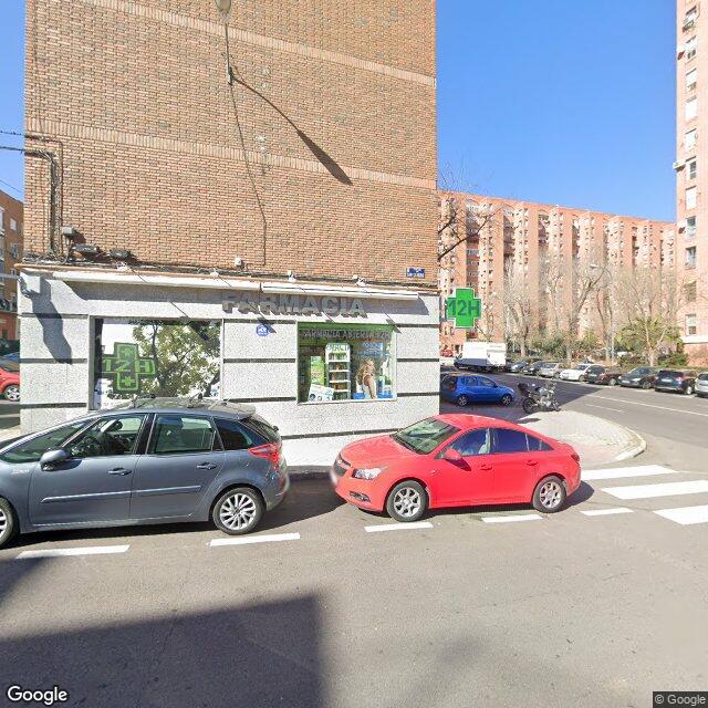 Street view near Farmacia Aguado Gil in Madrid
