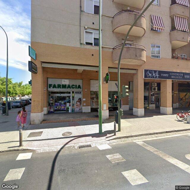 Street view near Farmacia Alhucema in Sevilla