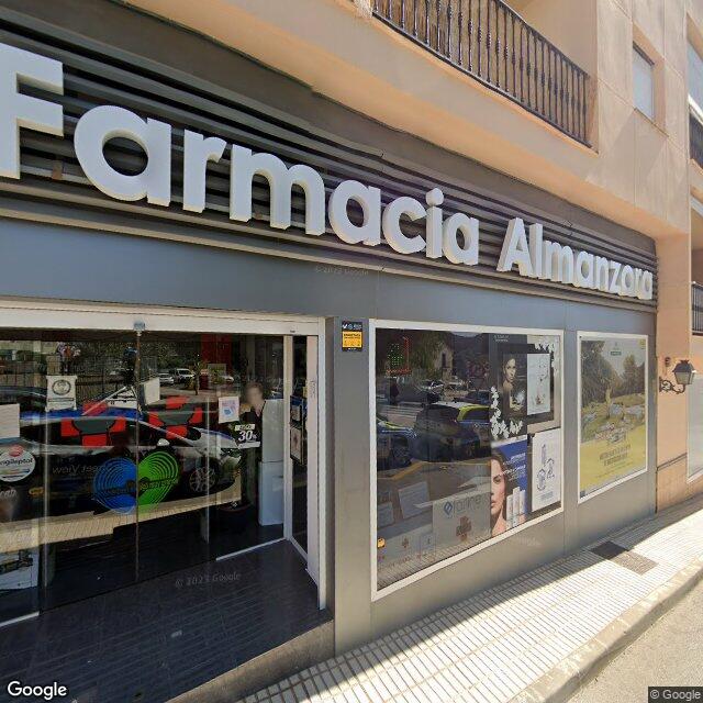 Street view near Farmacia Almanzora in Las Lagunas