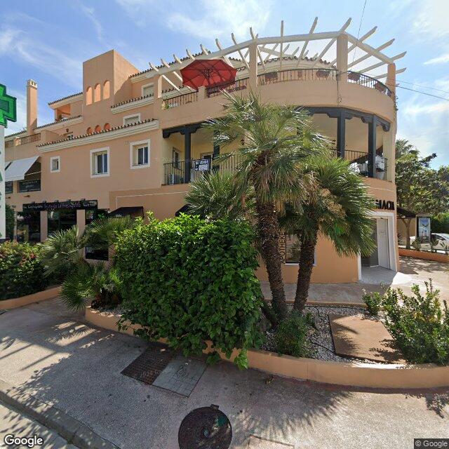 Street view near Farmacia Aloha in Marbella