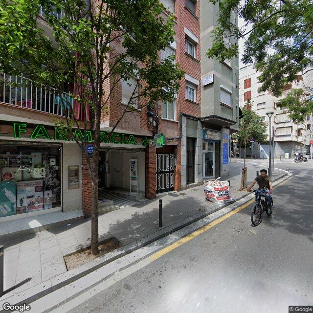 Street view near Farmacia A.M Orus Prats in Barcelona