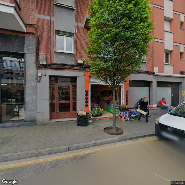Street view near Farmacia Amez in Gijón/Xixón