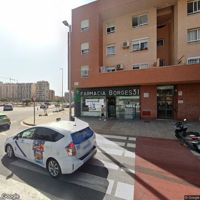 Street view near Farmacia Amiga Borges 31 in Málaga