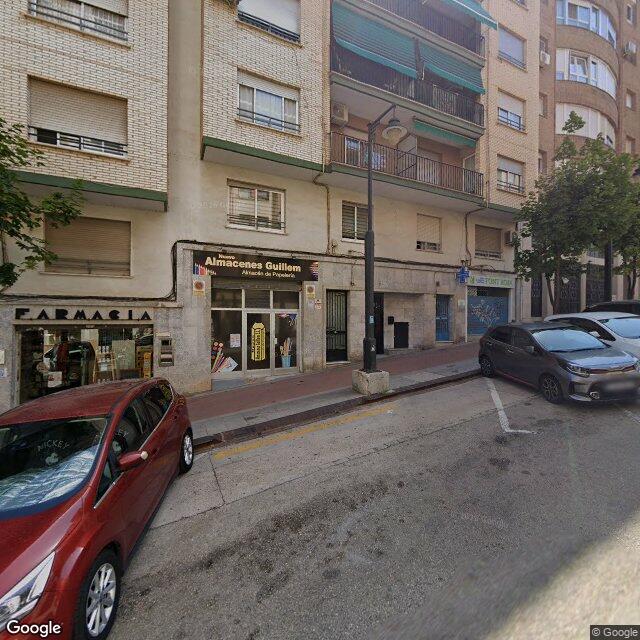 Street view near Farmacia Amparo Tormo in Spain