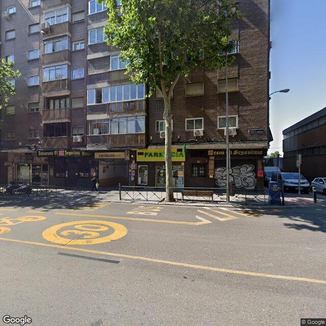 Street view near Farmacia Antonio Luis Galindo Hurtado De Mendoza in Madrid