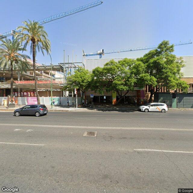 Street view near Farmacia Antonio Martínez De Azcona in Sevilla