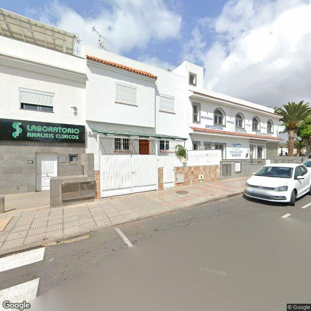 Street view near Farmacia Araña Galvan in Las Palmas
