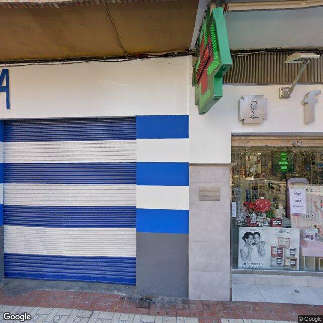 Street view near Farmacia Araceli Granada in Granada