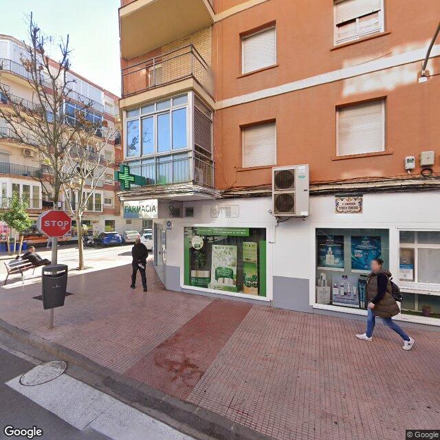 Street view near Farmacia Archiduque Carlos in Dénia