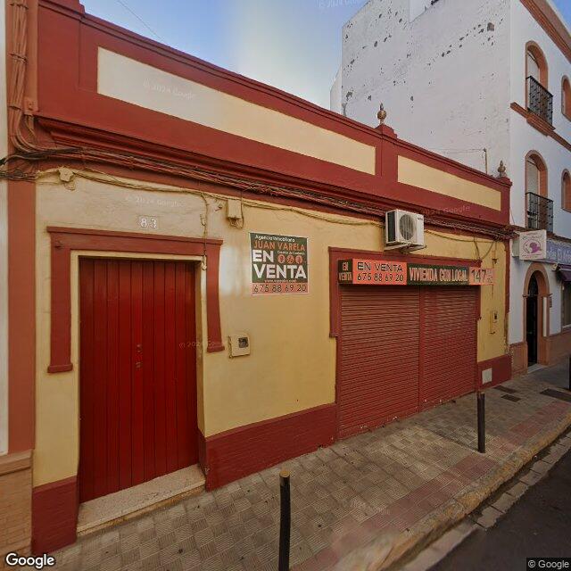 Street view near Farmacia Arenal in Dos Hermanas