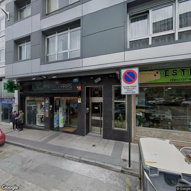 Street view near Farmacia Arias in A Coruña