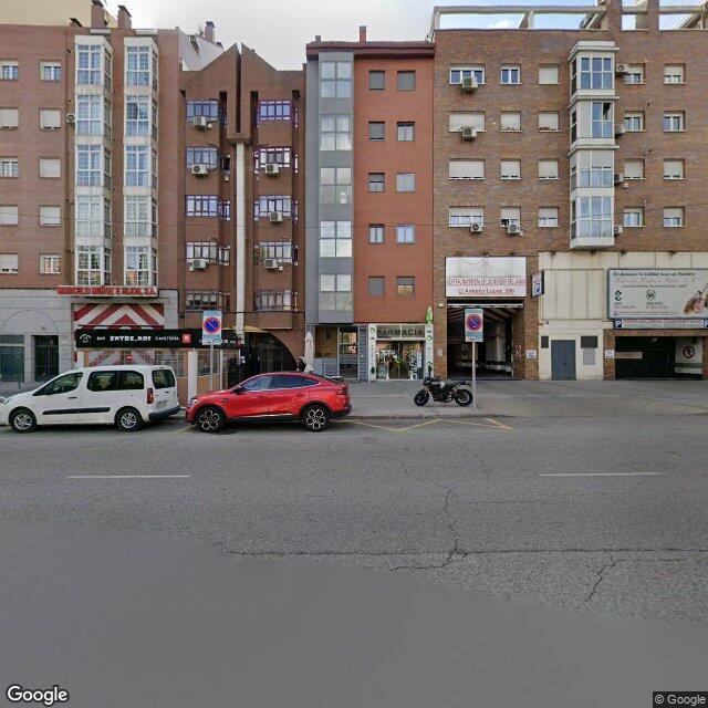 Street view near Farmacia Arias Tolosa in Madrid