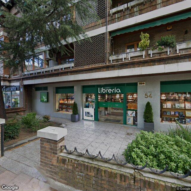 Street view near Farmacia Arturo Soria in Madrid