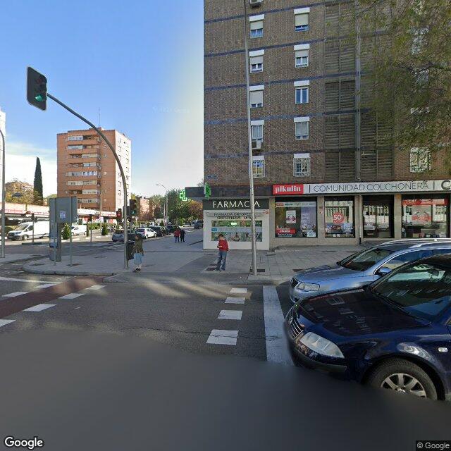Street view near Farmacia in Madrid