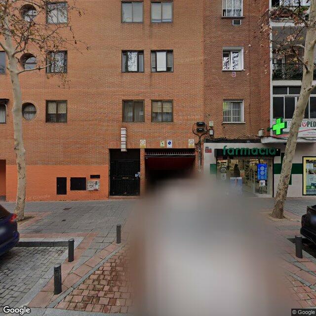 Street view near Farmacia in Madrid