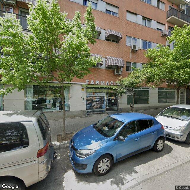 Street view near Farmacia in Madrid