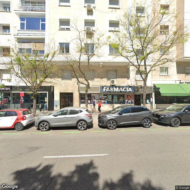 Street view near Farmacia in Madrid