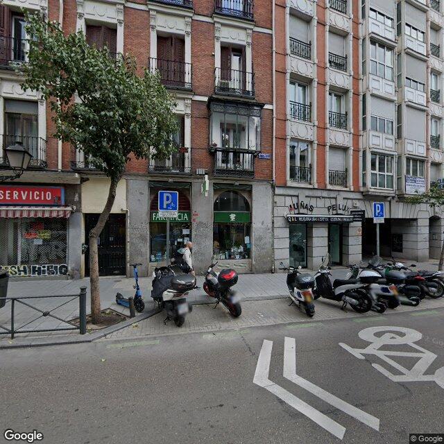 Street view near Farmacia in Madrid