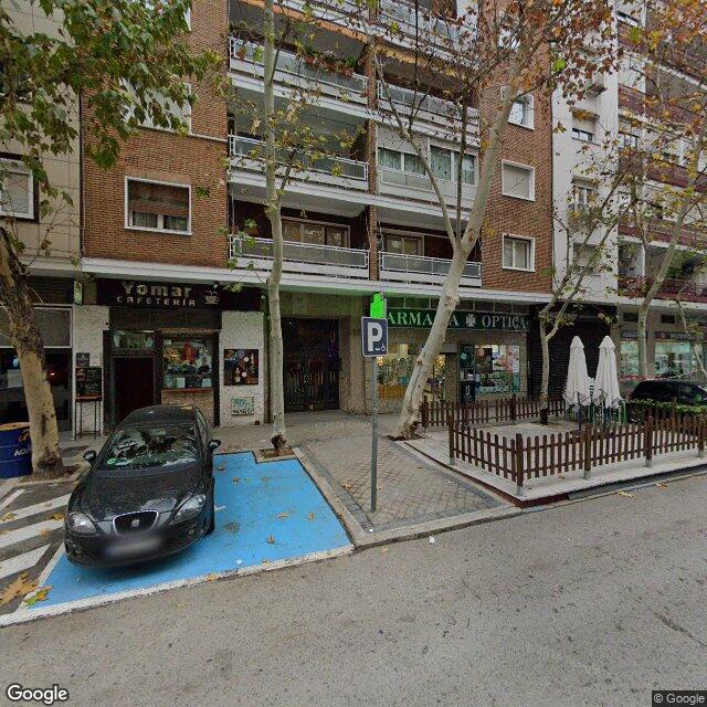Street view near Farmacia in Madrid