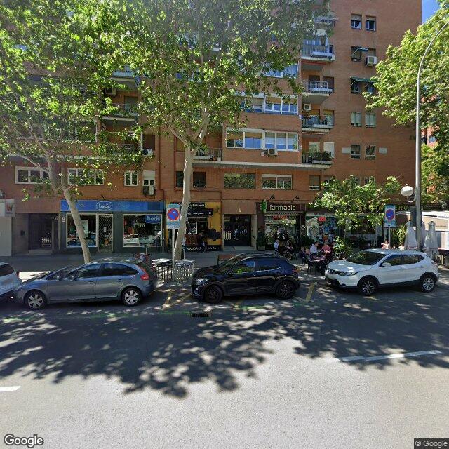 Street view near Farmacia in Madrid