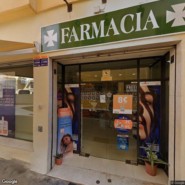 Street view near Farmacia Bajondillo in Torremolinos
