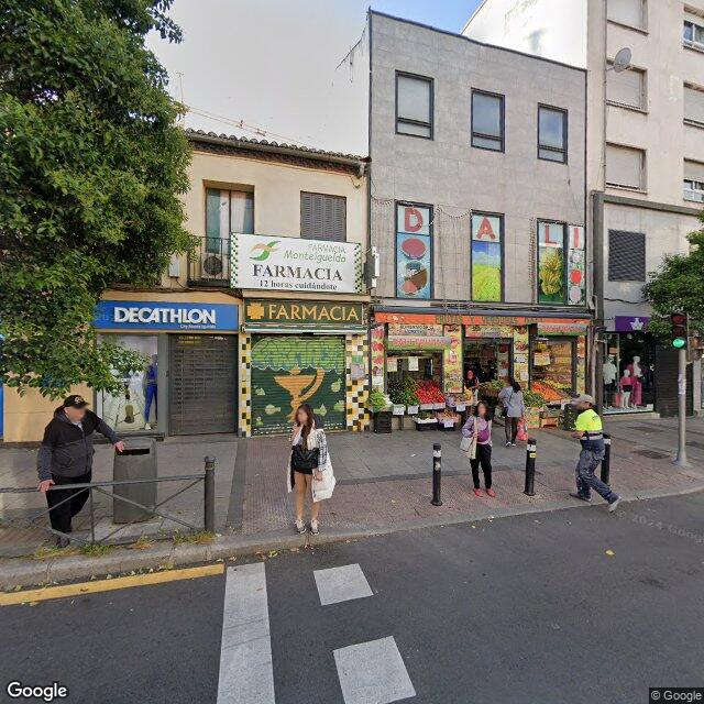 Street view near Farmacia in Madrid