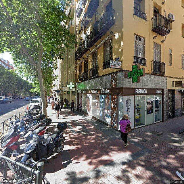 Street view near Farmacia Bernat | Cuidamos De Ti in Madrid
