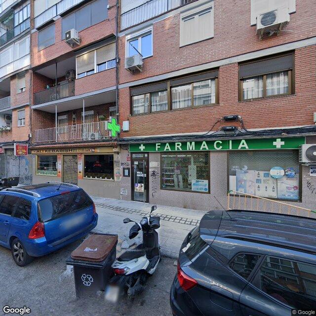 Street view near Farmacia in Madrid