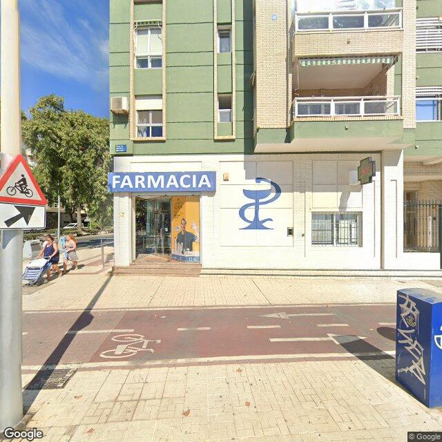 Street view near Farmacia Blanca Ledro in Málaga
