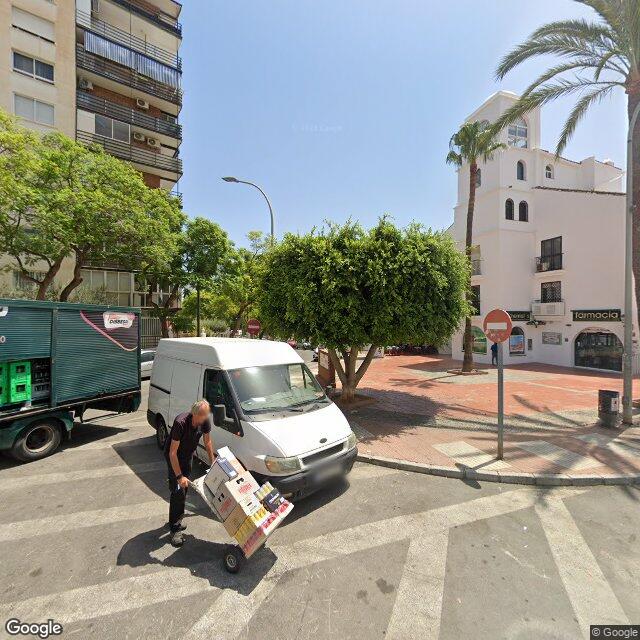 Street view near Farmacia Bonanza in Benalmádena