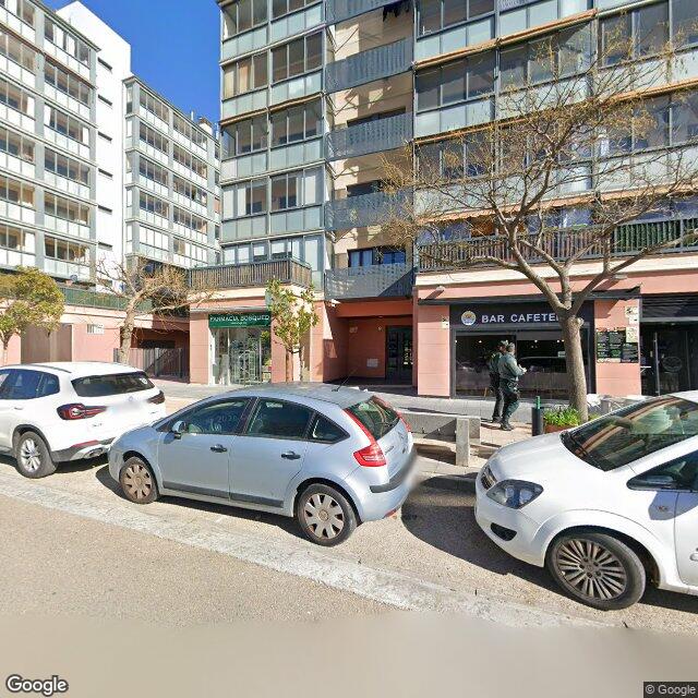 Street view near Farmacia Bosqued in Spain