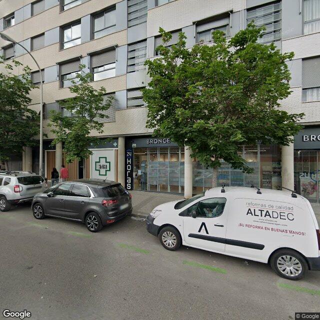 Street view near Farmacia Bronce in Madrid