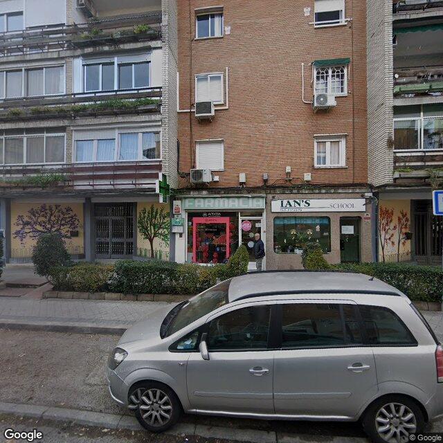Street view near Farmacia in Madrid
