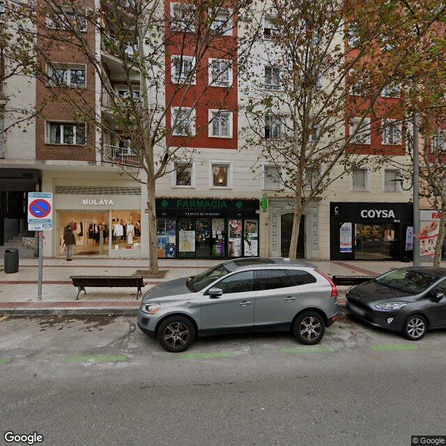 Street view near Farmacia in Madrid