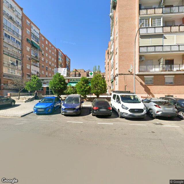 Street view near Farmacia in Madrid