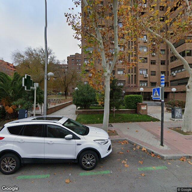 Street view near Farmacia in Madrid