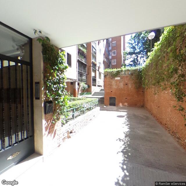 Street view near Farmacia in Madrid