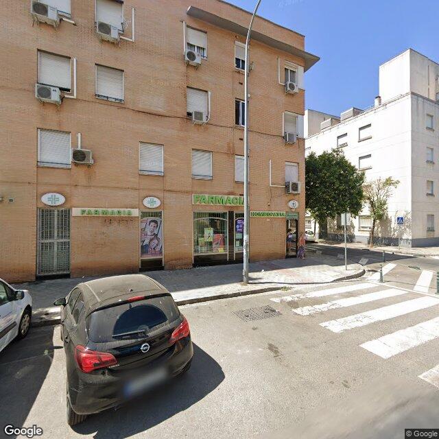 Street view near Farmacia Caamaño in Sevilla
