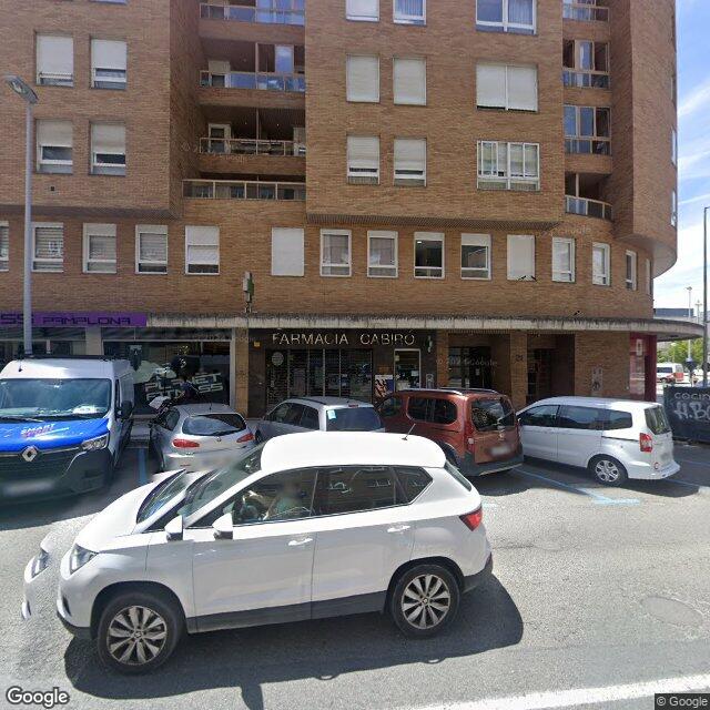Street view near Farmacia Cabiró in Pamplona/Iruña