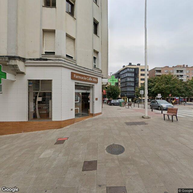 Street view near Farmacia Calle Alta in Santander
