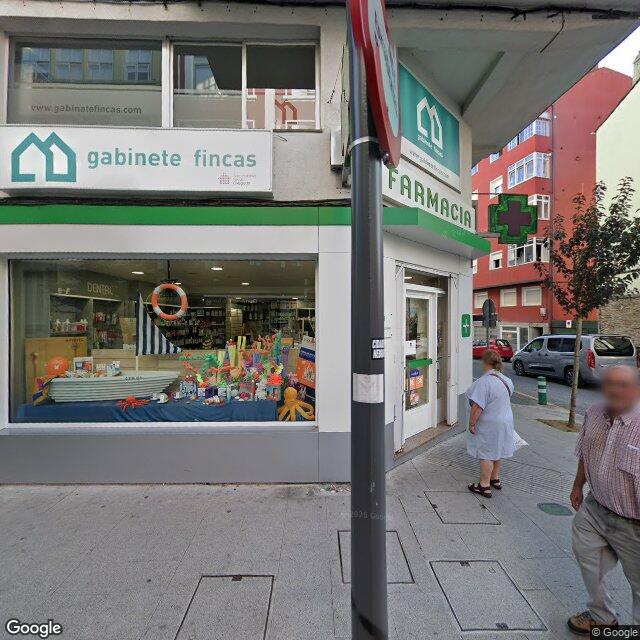 Street view near Farmacia Camiño Real in Lugo