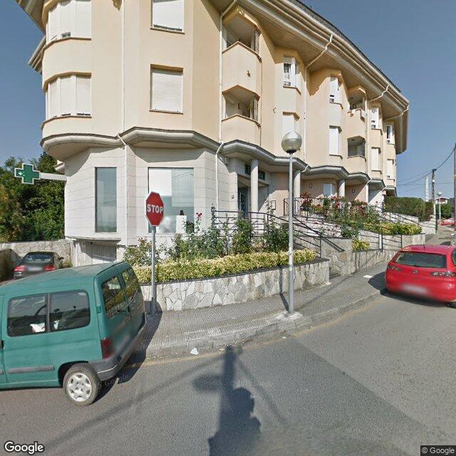 Street view near Farmacia Cantón in Spain